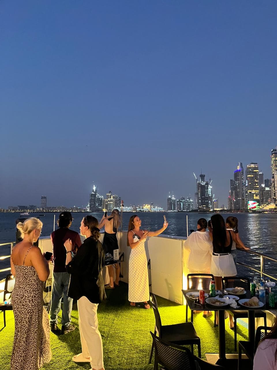 Luxury Marina Dinner Cruise – 2 Hours (Cinderella Cruise)